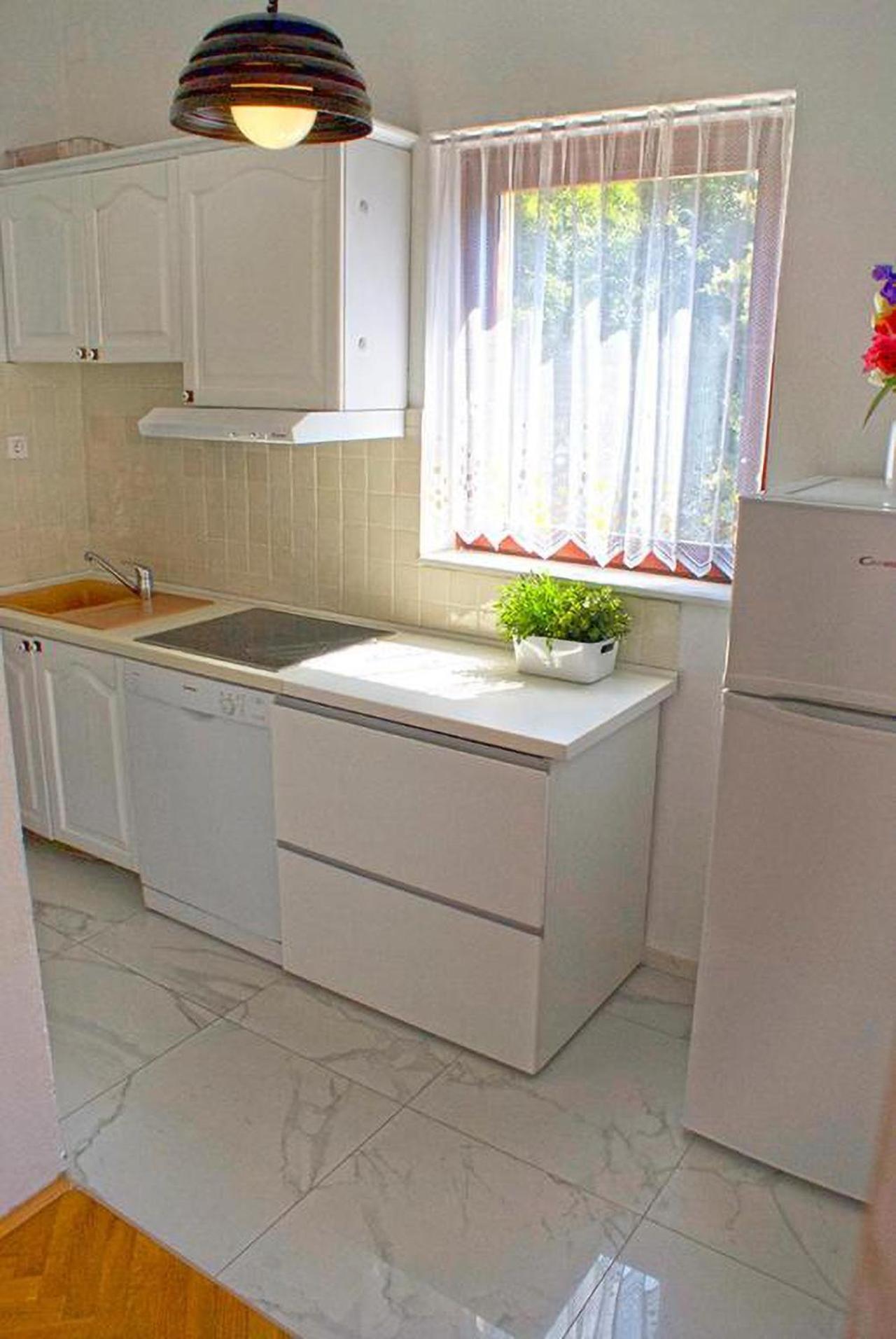 Apartmani Ribarica**** Карлобаг Екстер'єр фото